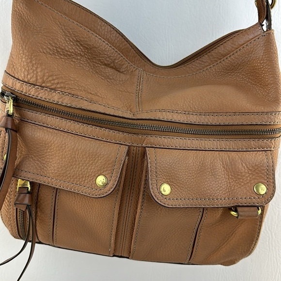 Jolie Leather Cargo Crossbody Bag - ZB11160200 - Fossil Fossil Multi Pocket Tan Leather Shoulder/Crossbody Bag